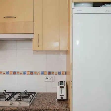 Sunny And Quiet Sagrada Familia Appartement *